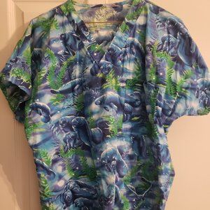 Women's M Manatee Scrub Top